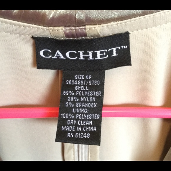 Cachet wrap blouse.  Perfect for the holidays! - Picture 3 of 3
